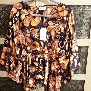 NWT Emily Wonder Top